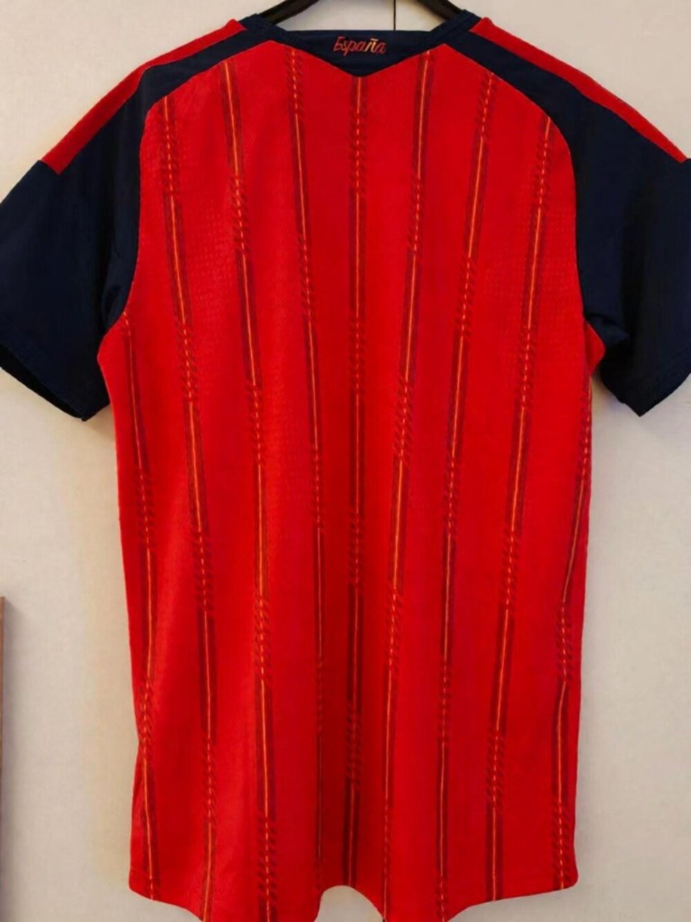 Spain National Team Home Soccer Jersey Red Climacool Blank Back - Picture 2 of 4